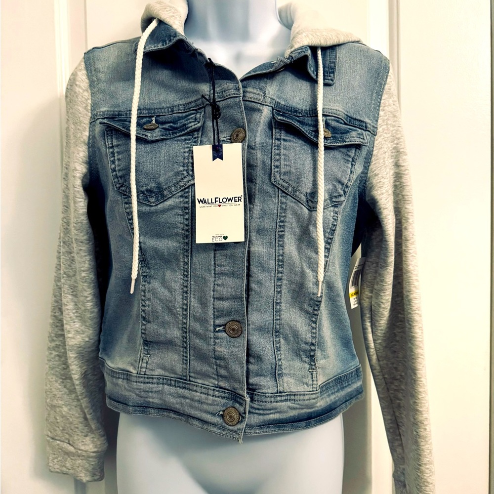 Juniors Denim Jacket Button Down Long Sleeve Drawstring
Hood Jean Jackets